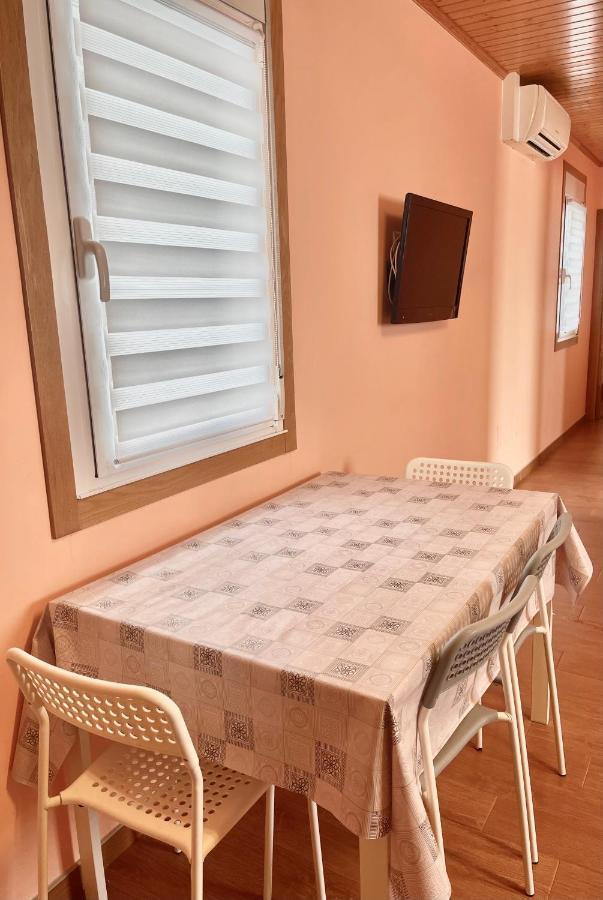 Apartment Lecer 4 Porta Esterno foto